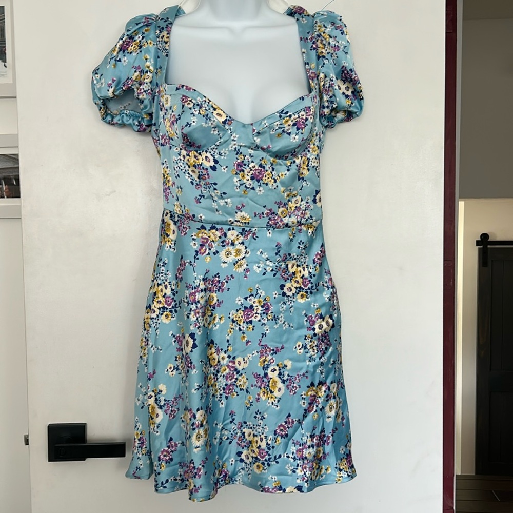 Zara dress blue floral beautiful size Small Multicolor blue yellow white purple
